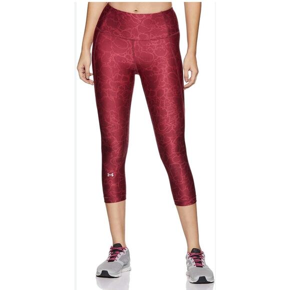 WOMEN SIZE XS UNDER ARMOUR HEATGEAR ARMOUR PRINT‎ CAPRI LEGGINGS XS - Picture 1 of 10
